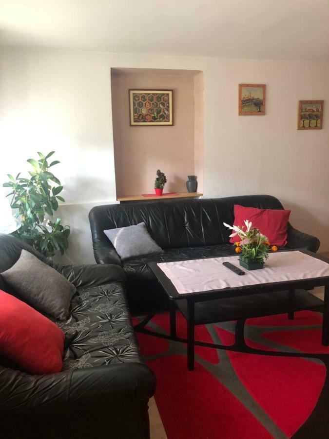 Apartment Near Center Σαράγεβο Εξωτερικό φωτογραφία